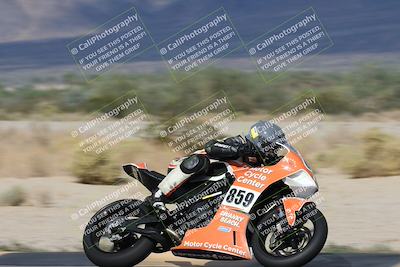 media/Nov-16-2025-Race Pace (Sun) [[8c5fa54630]]/Verified Riders/7-Turn 4 (1155am)/